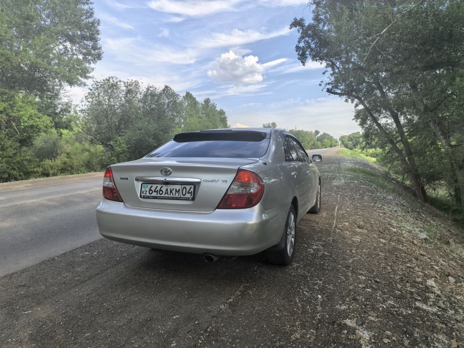 Тойота Камри продам