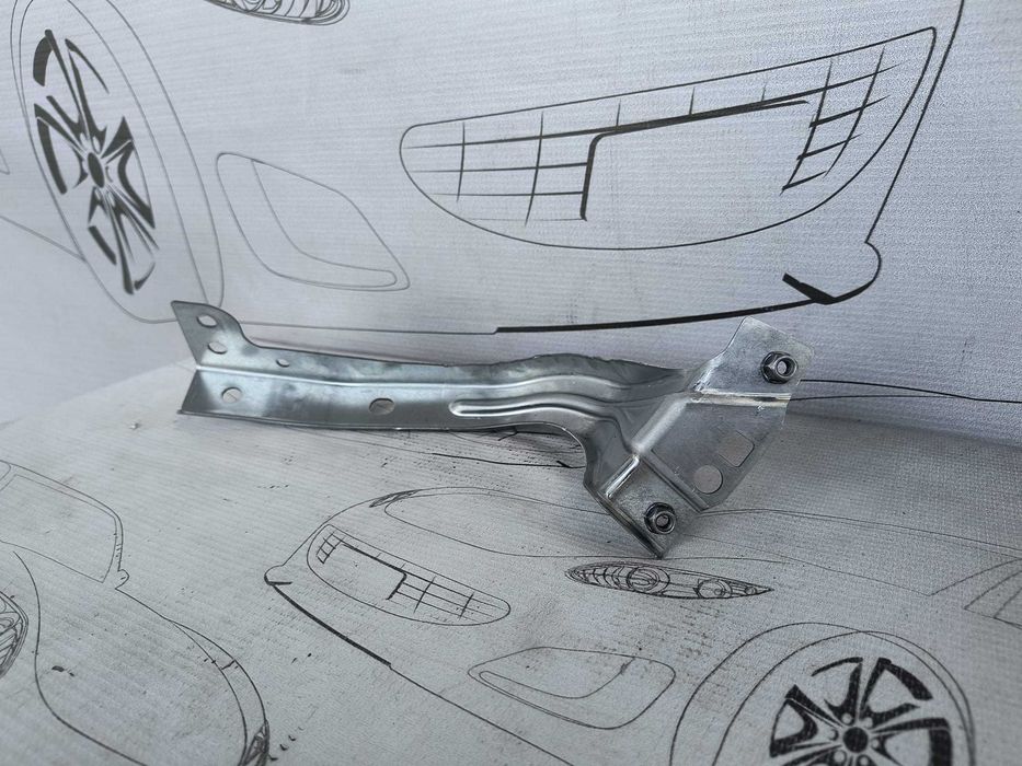Suport Fixare Aripă Față Stânga Volkswagen Up 2013 / 2011-2024 Cod OEM 1S0821141 (5C2)