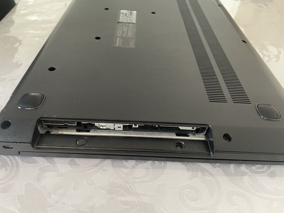 Продам ноутбук Lenovo 100-15IBY