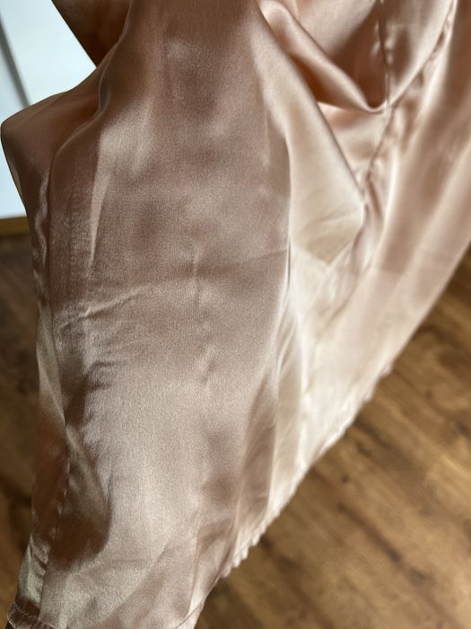 Нова рокля NLY Trend