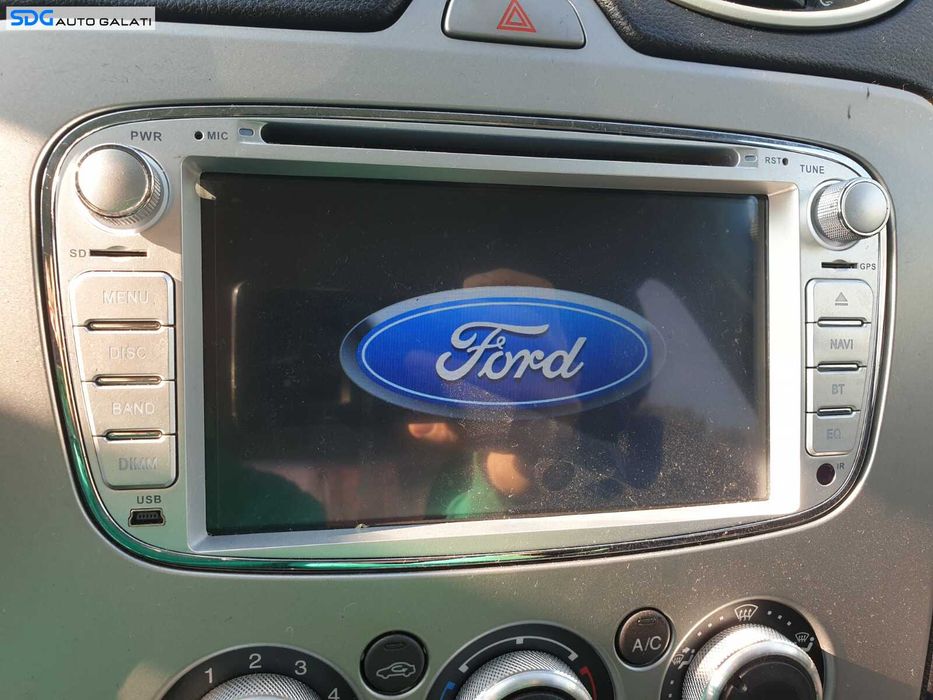 Navigatie GPS Radio CD DVD Player USB Auxiliar Android Ford Focus 2 2004 - 2010