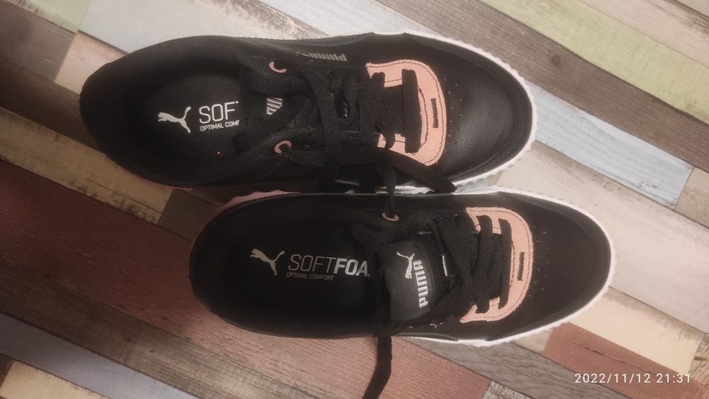 Нови обувки Puma 36