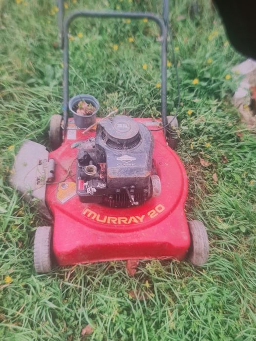 Vând drujba Husqvarna