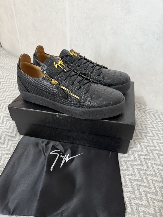 Giuseppe Zanotti  крокодилска кожа 43 номер
