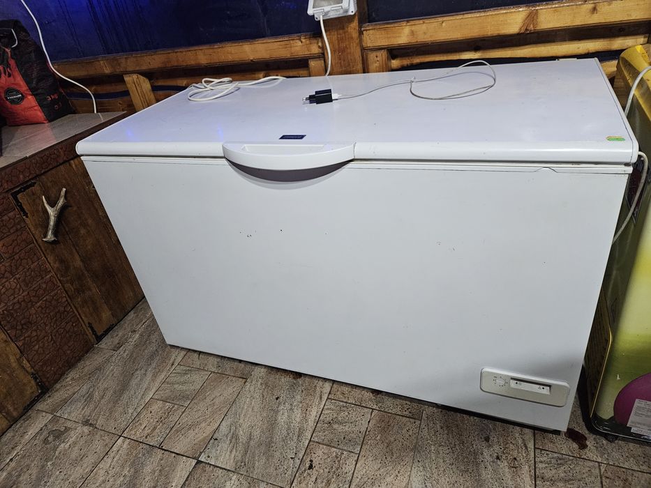 Frigider Dublu pepsi