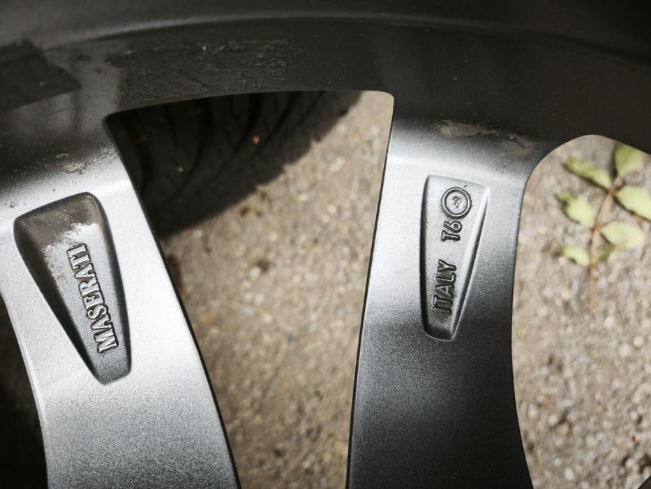 19" оригинални алуминиеви джанти за Mazerati Levante.