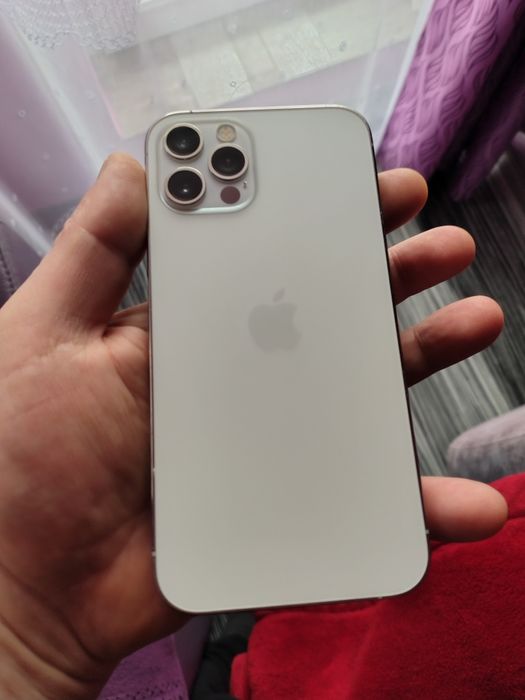 Vand iphone 12 pro 512gb original!
