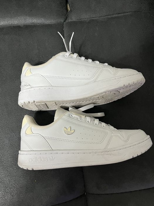 Женские адидасы оригинал