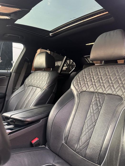 BMW Seria 5 BMW 540i xD  Piano Black  340 CP  Pachet M | Prima Inmatriculare 2018