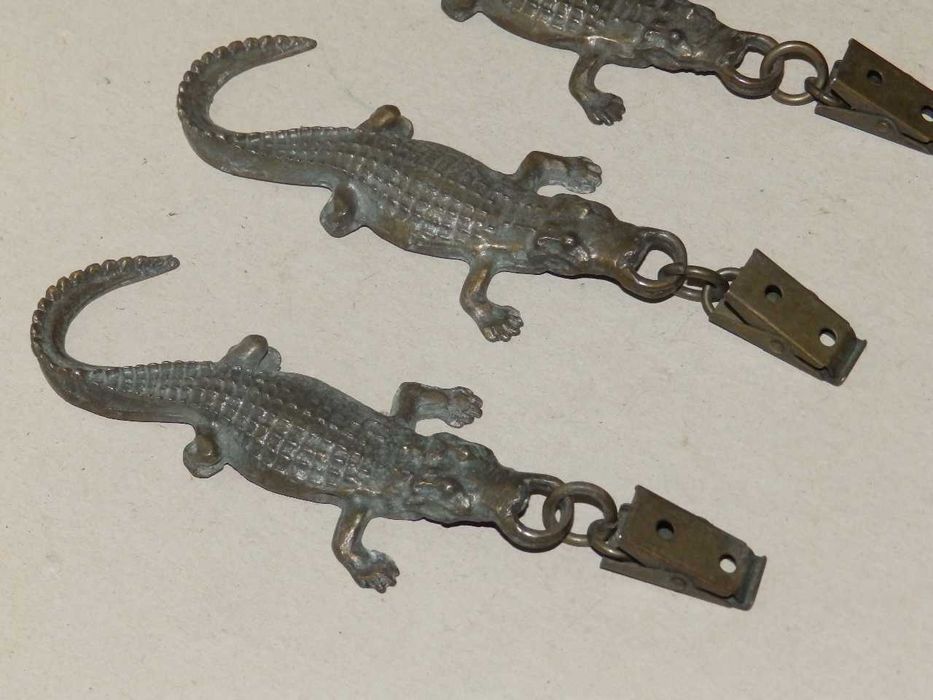 Стари предмети, различни цени