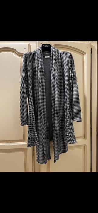 Sacouri Zara, blaizer Lo Spaccio( nu massimo dutti)