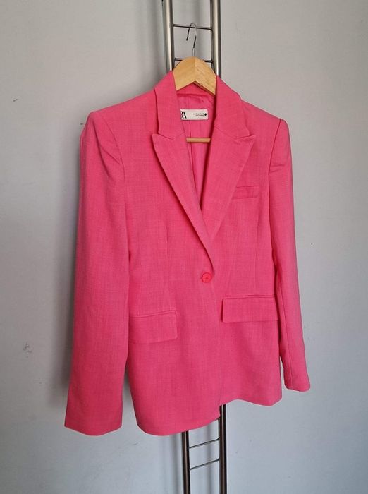 Страхотно дамско сако ZARA размер XS