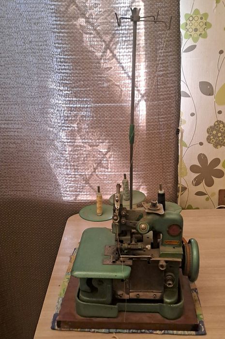 Оверлок 3х ниточный