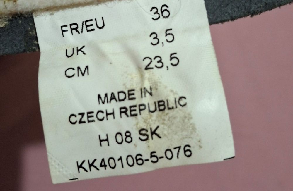 Продам коньки Botas