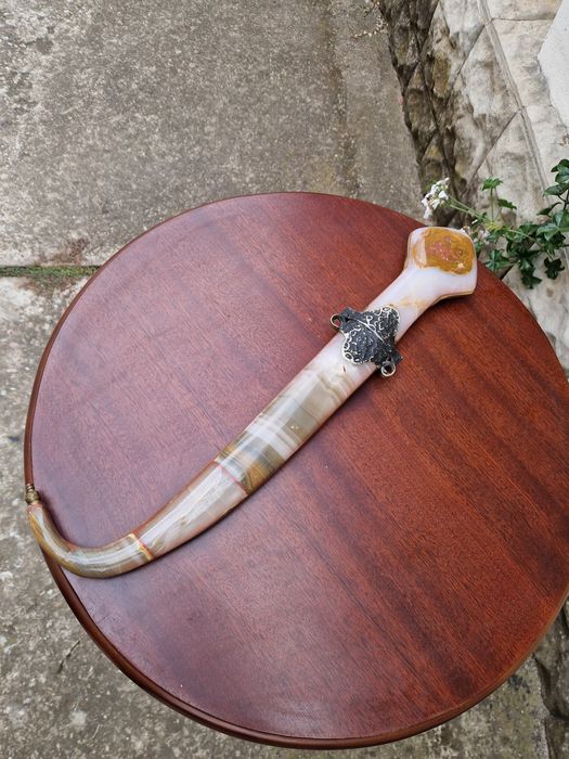 Страхотен антикварен арабски нож ханджар кама оникс