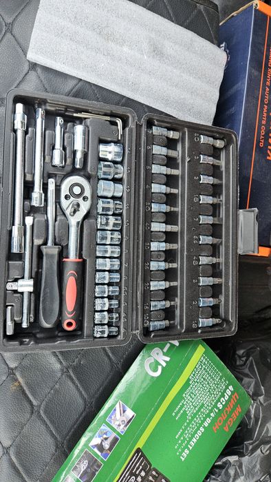 Продам набор головок