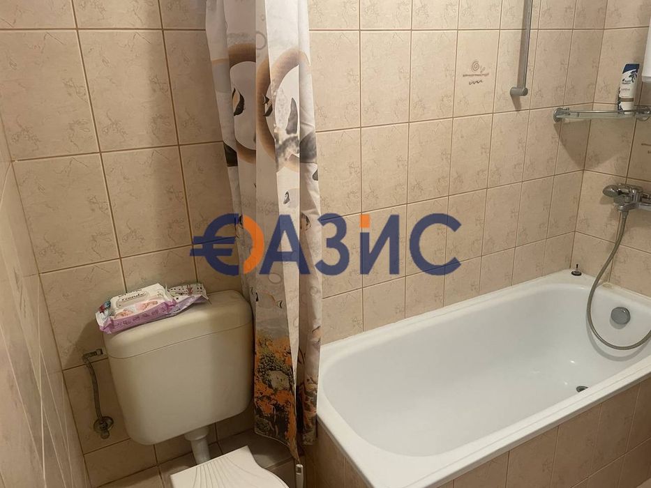 Продава се Тристаен апартамент в Свети Влас - 144 кв.м за 422 €/кв.м - Снимка #11