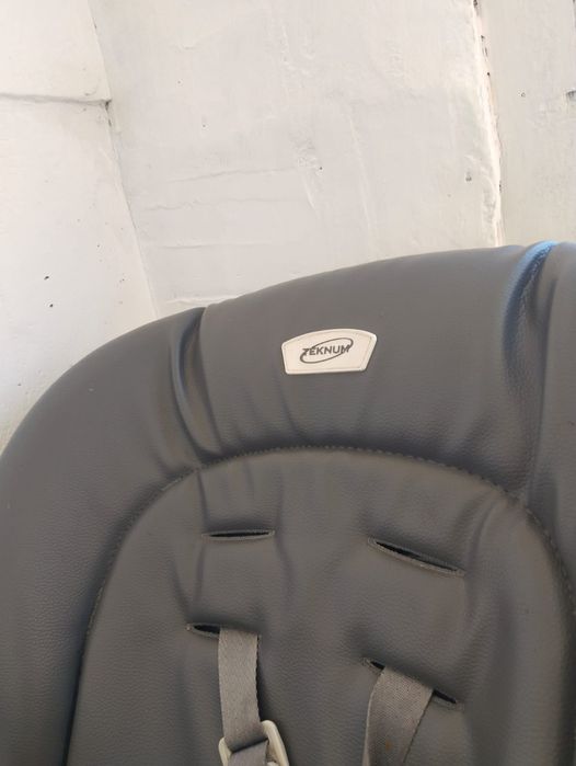 Прлдам детский стулчик.