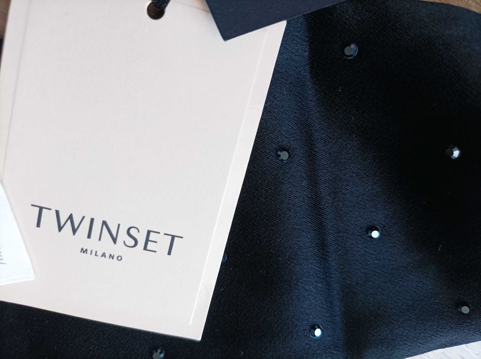 TWINSET ново шалче