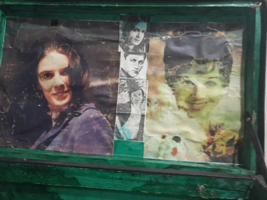 Продам старый чемодан