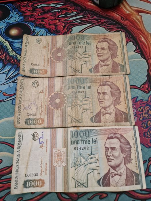 Banii vechi 1000 una mie lei