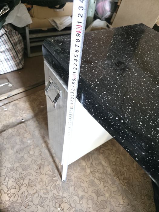 Стол для мастера маникюра