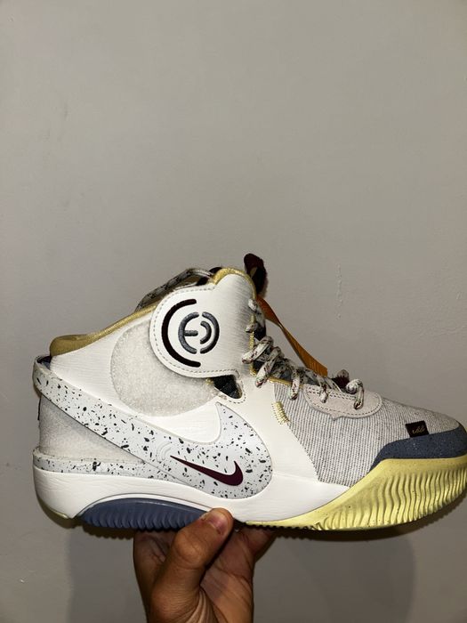 Nike deldon legacy,10/10, noi in cutie