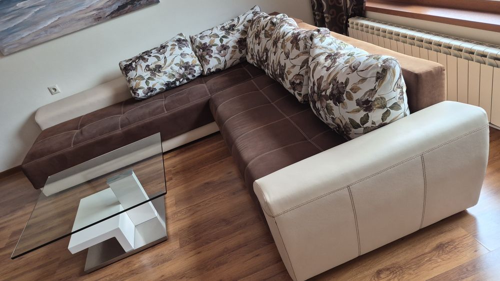 ъглов холов диван