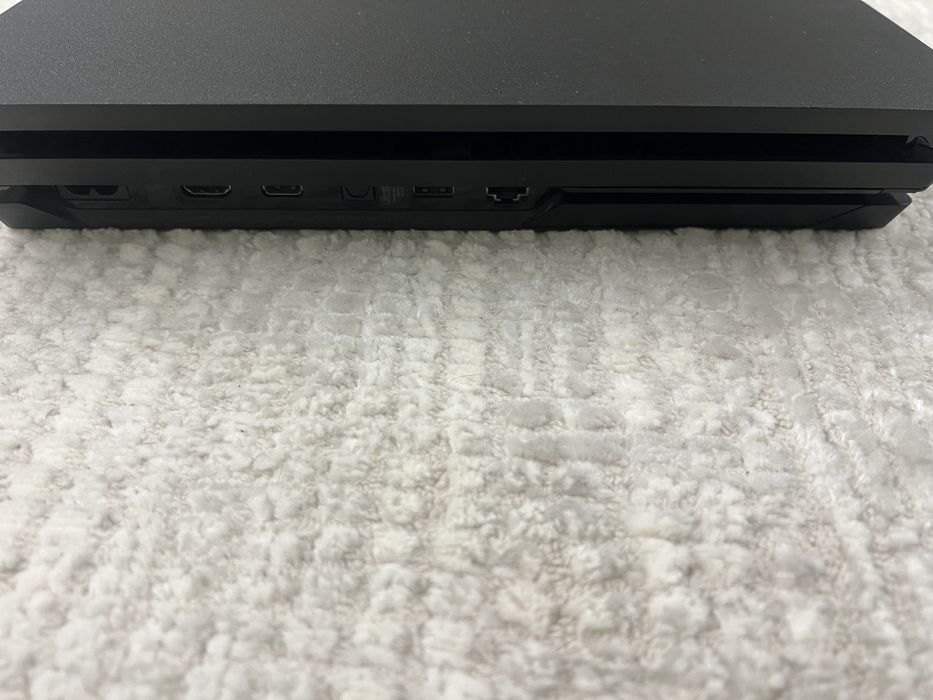 Сони Ps 4 pro. Приставка