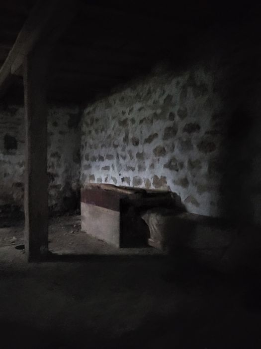 Къща в село Хотница