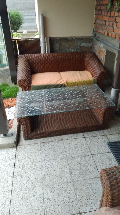 Диван от естествен ратан в комплект с масичка