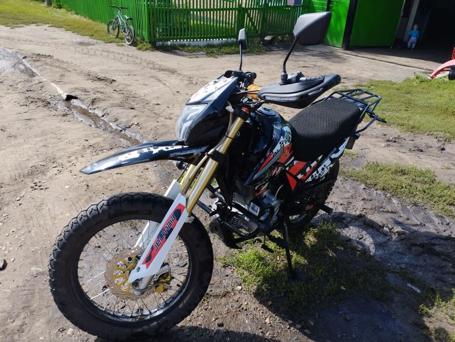 Продам мотоцикл 800