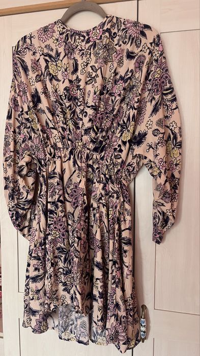 River island Мини рокля