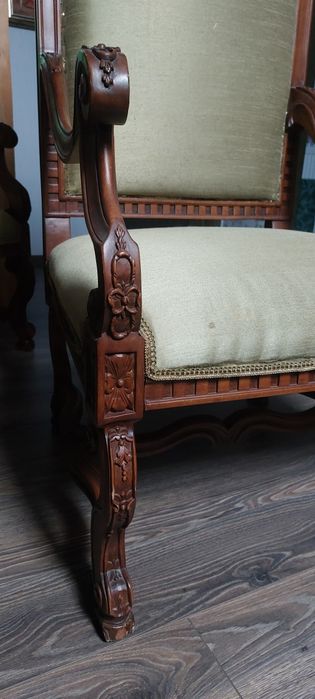 Jilt scaun fotoliu lemn masiv clasic