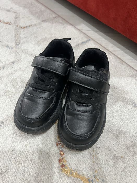 Продам детские вещи на 4-5 годика
