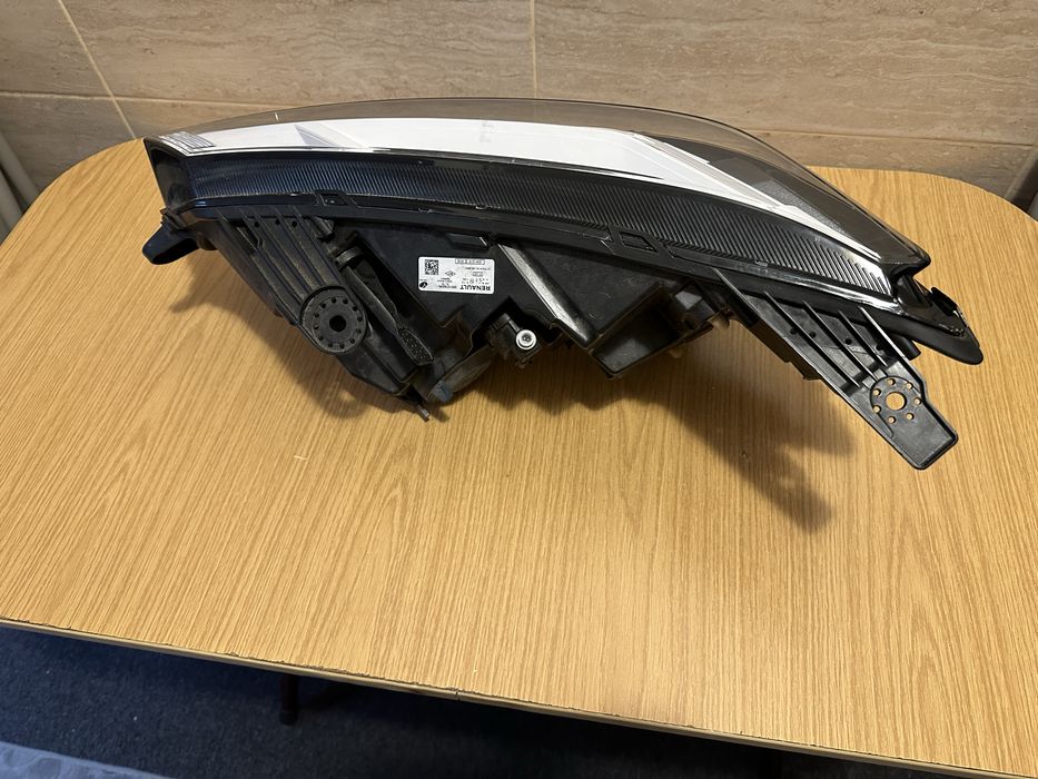 Far dreapta logan, sandero3, jogger