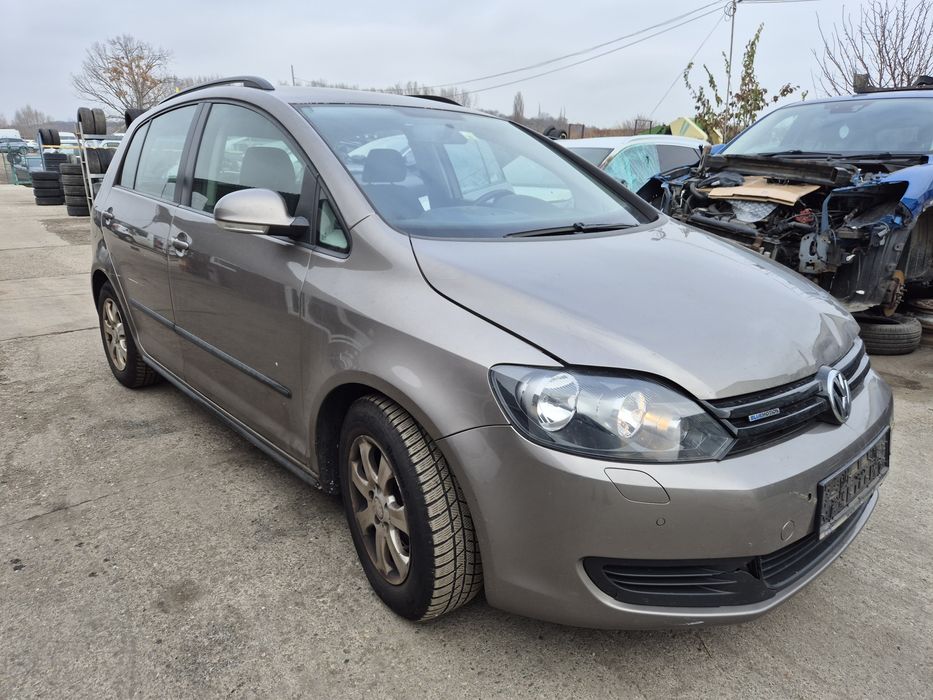 Dezmembram Golf 6 Plus 2010 1.2tsi CBZ