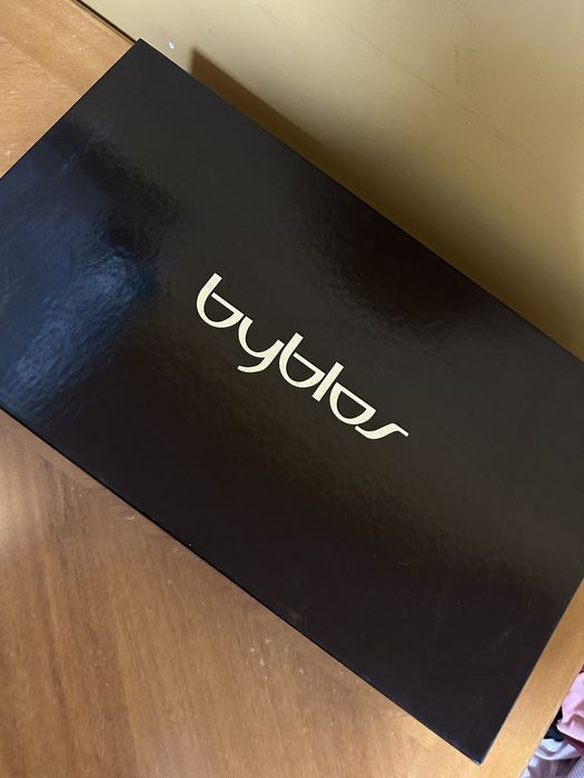 Зимние сапоги byblos