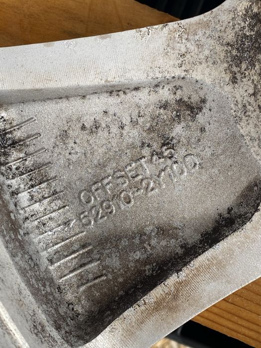 16 цола 5 х 114.3 мм Хюндай ix 35 , Туксон , Hyundai Tucson