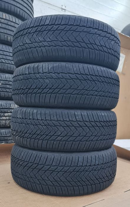 Lanvigator Wintergrip HP  195 50 R16