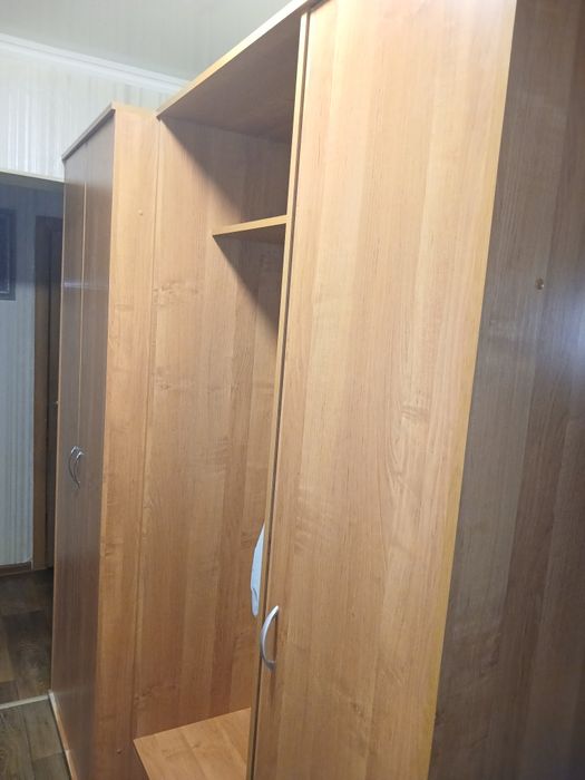 Продам прихожу  бу