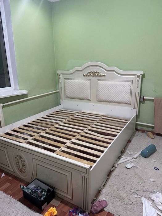 Срочно продаётся двухспальная кравать