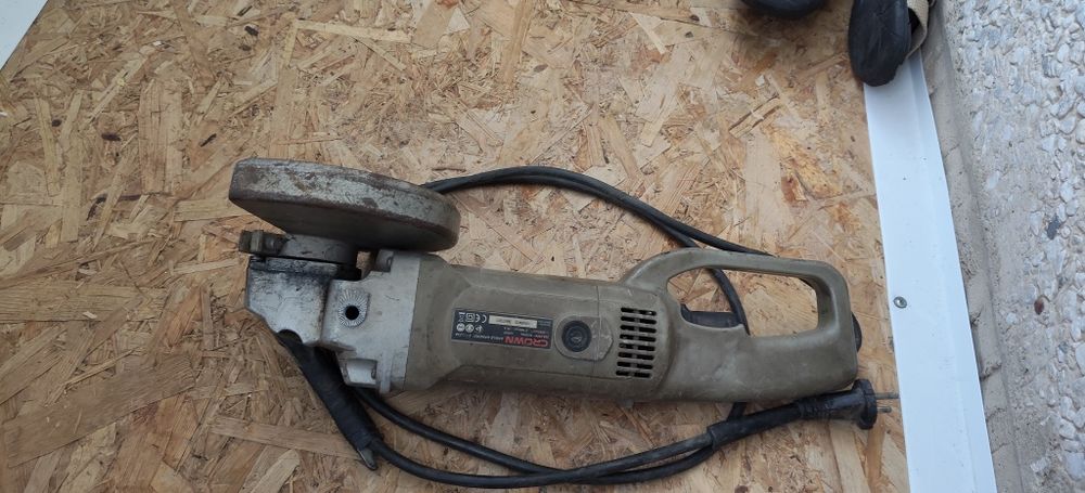 Продам болгарку 180`