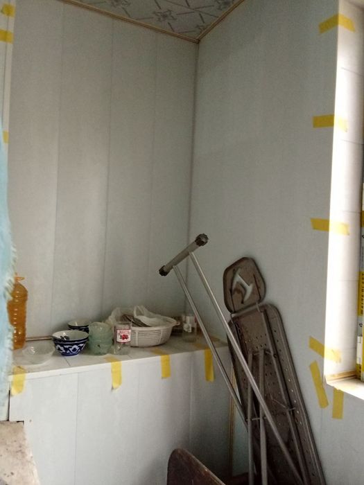 Продается 1 ком 2этаж Навои