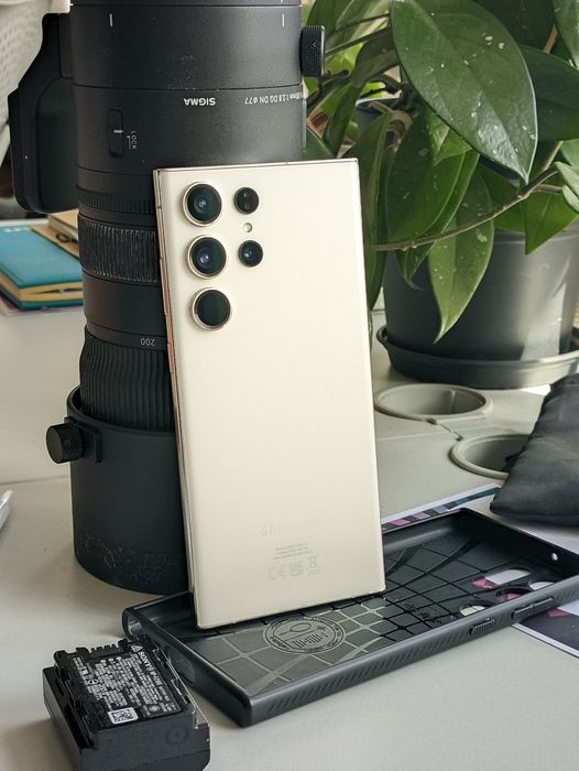 Samsung Galaxy S23 Ultra, battery 91% 512gb / 12gb ram, Cream White