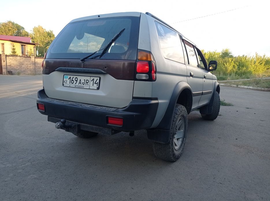 Митсубиси Монтеро