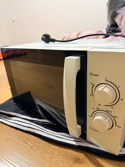 Микроволновка Artel
