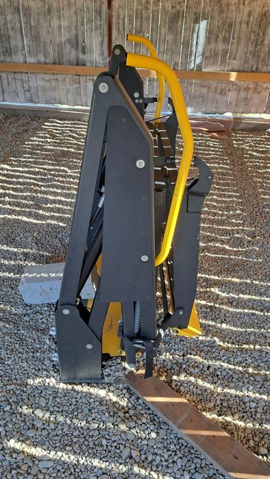 Lift Auto persoane cu dizabilități.