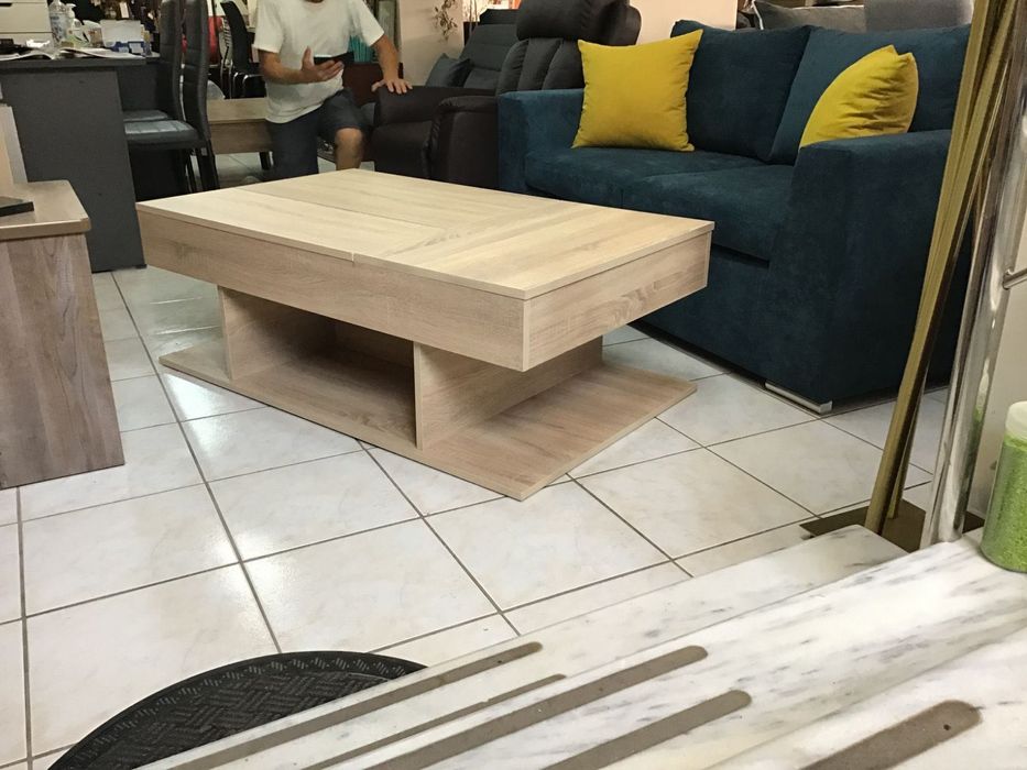 Холна маса с повдигащи плотове