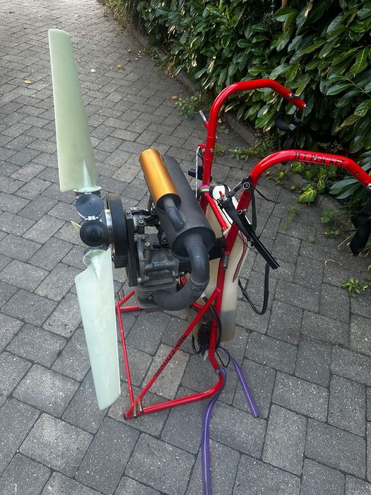 Jet Pocket Paramotor – Solo 210 Engine – Двутактов със стартер